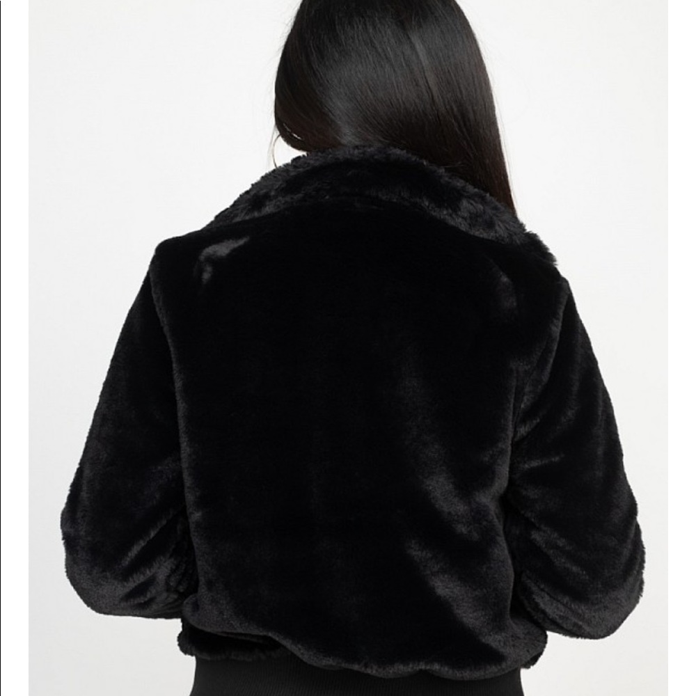 Black fur jacket - Picture 2 of 2
